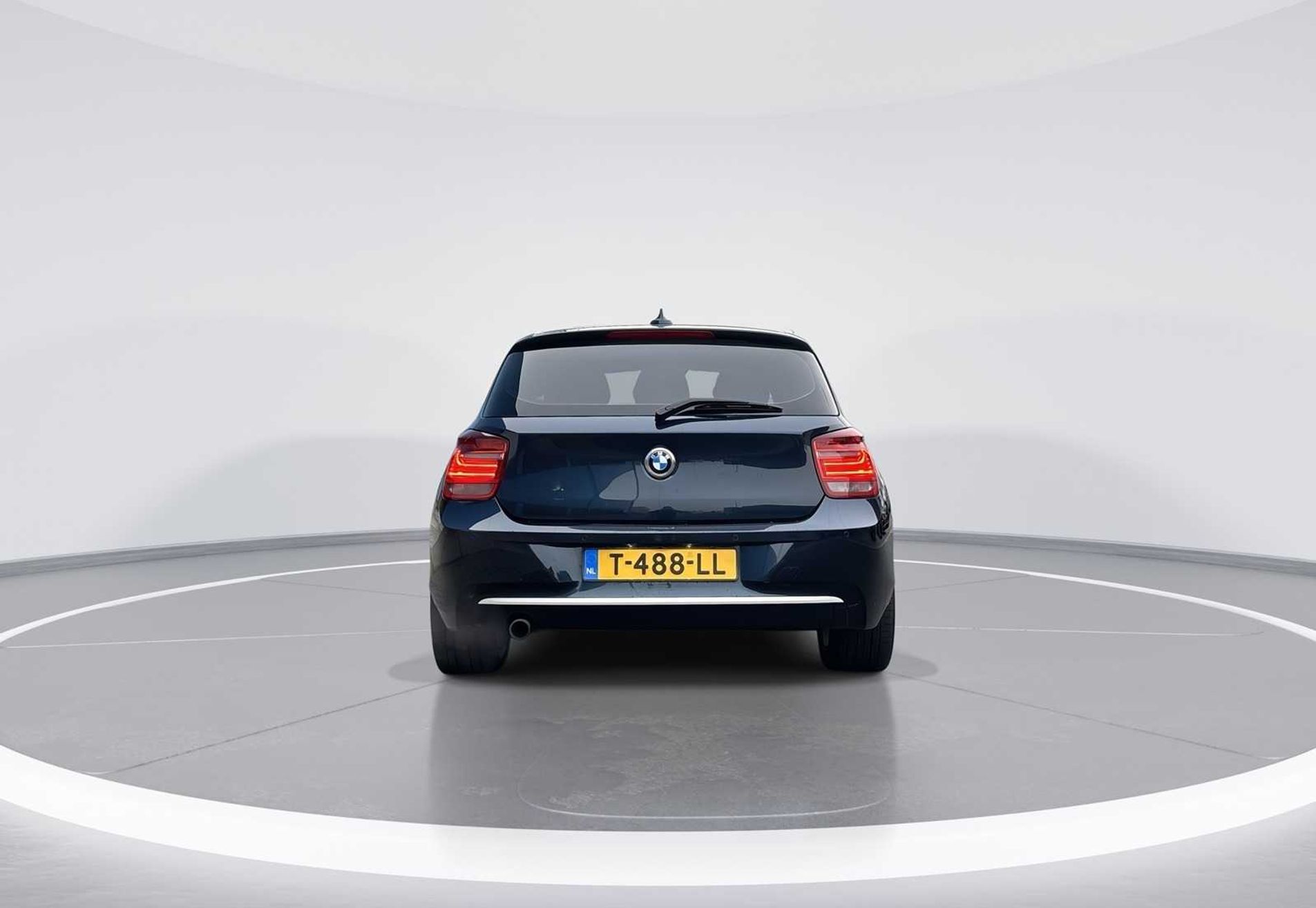 BMW 1-serie 116i Business+ Car 2012 | T-488-LL